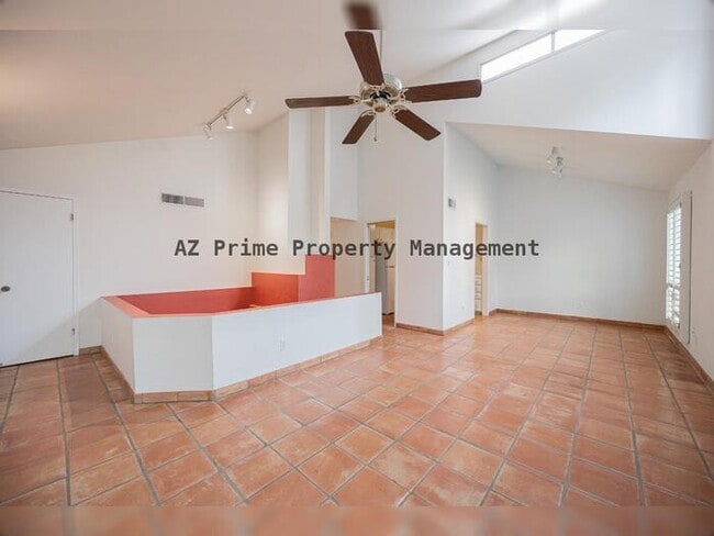 Building Photo - 5354 N 3rd Ave