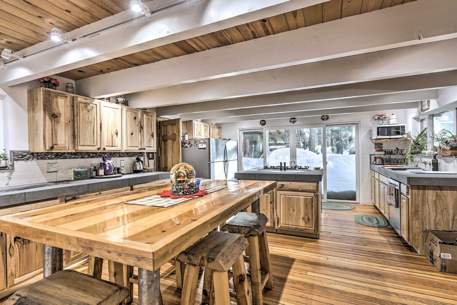 Building Photo - 1763 Narragansett Cir