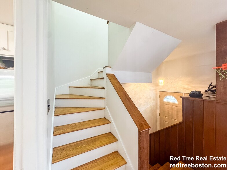 Building Photo - 119 Chestnut St