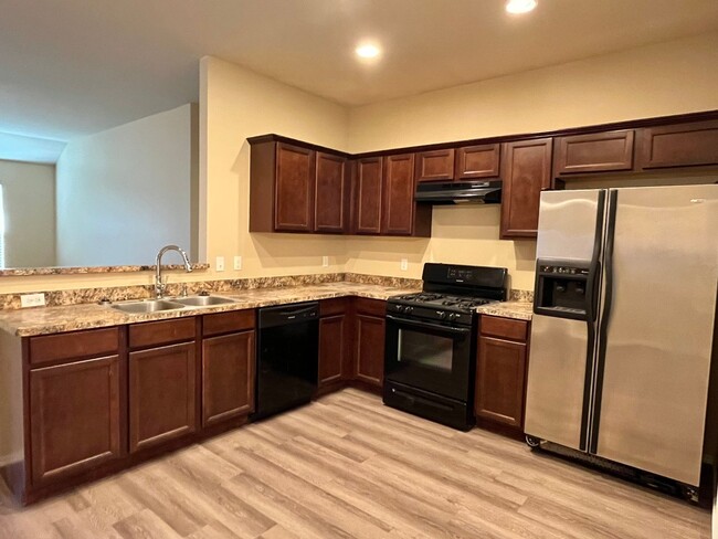 Building Photo - Wonderful 3 Bed 2 Bath Home in Moore