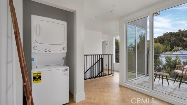 Building Photo - 1347 Seward St