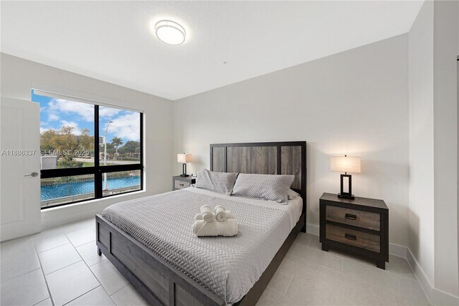 Building Photo - 8167 NW 41st St