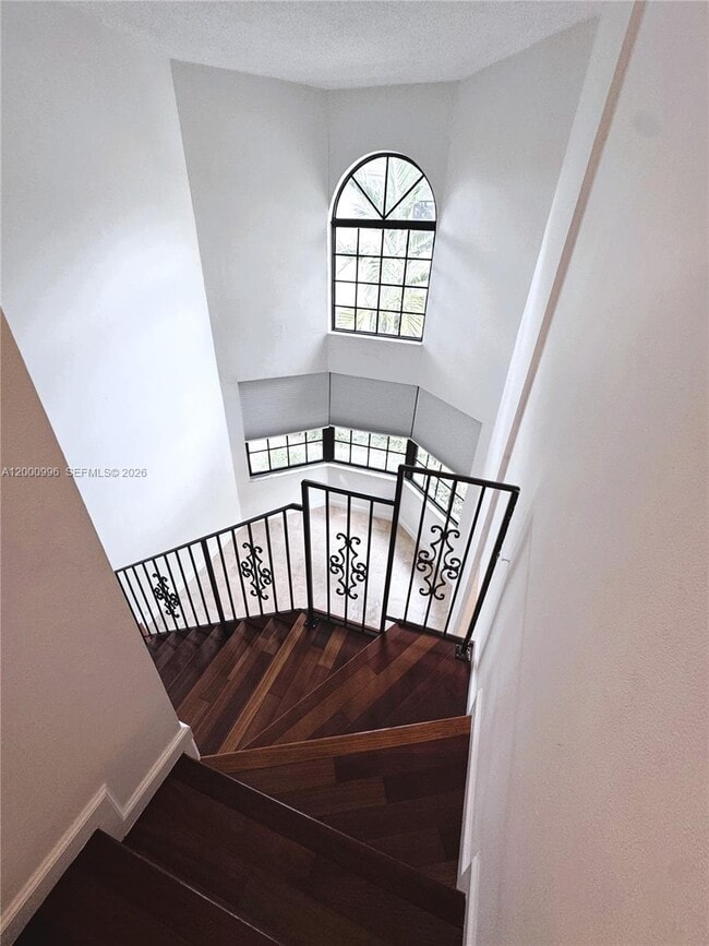 Building Photo - 3054 Center St