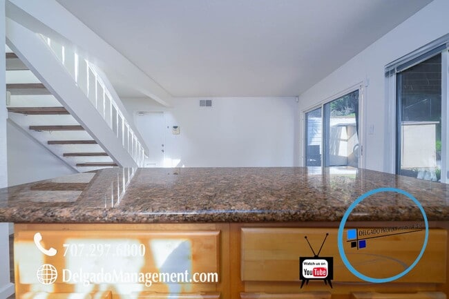 Building Photo - Benicia Southampton Hills 3bed house