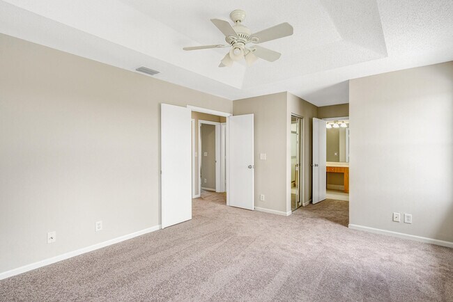 Building Photo - 7787 Springfield Lake Dr