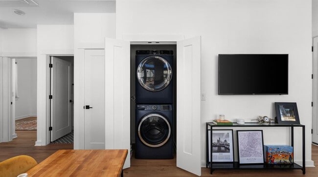 Building Photo - 2913 Chennault St