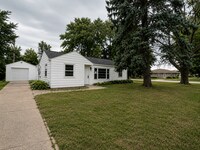 Building Photo - 518 16th Ave