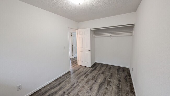 Building Photo - One level in Shewood