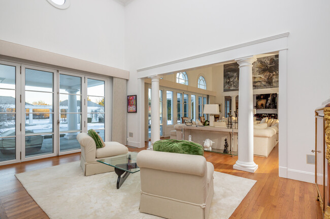 Building Photo - 167 Jule Pond Dr