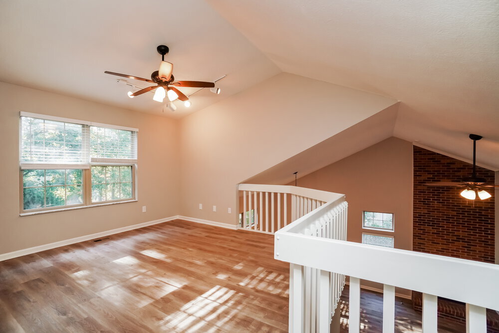 Building Photo - 1635 Saffron Dr
