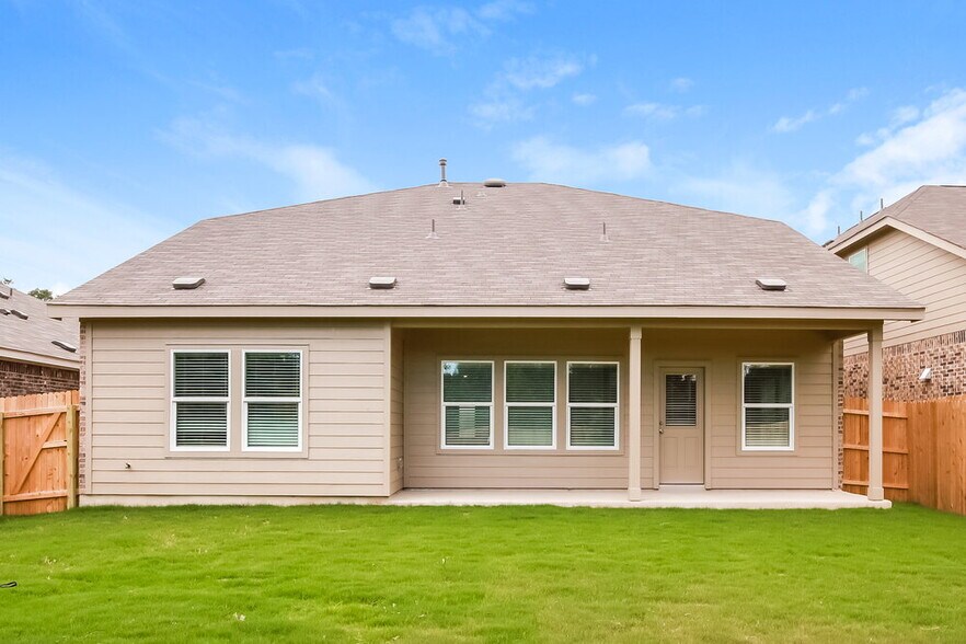 Building Photo - 15035 Nettleton Ml