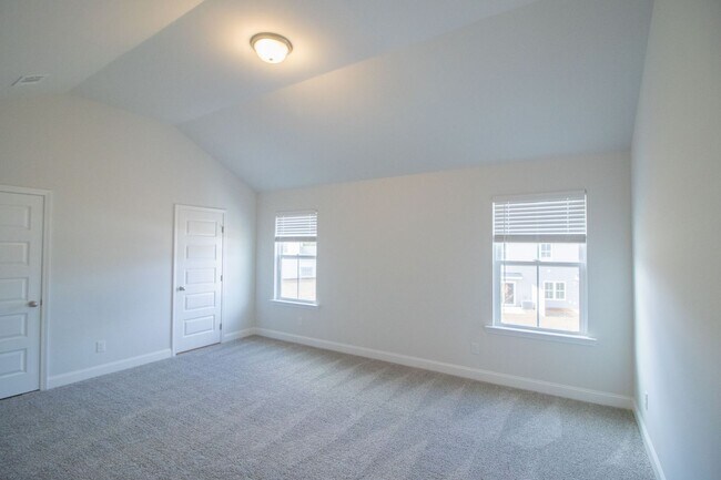 Building Photo - Pooler, GA