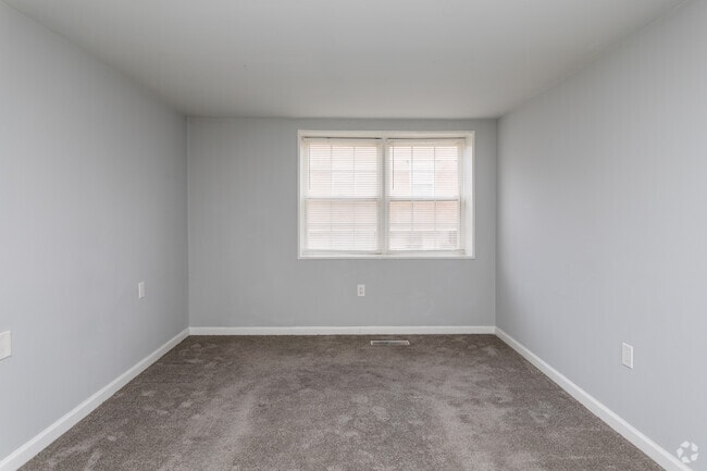 2BR, 1BA Townhome - 783SF - Primary Bedroom - Pleasant View