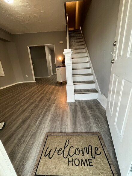 Building Photo - 1828 Reverend J J Walters Ave