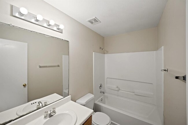 Building Photo - 1521 Nichole Woods Dr