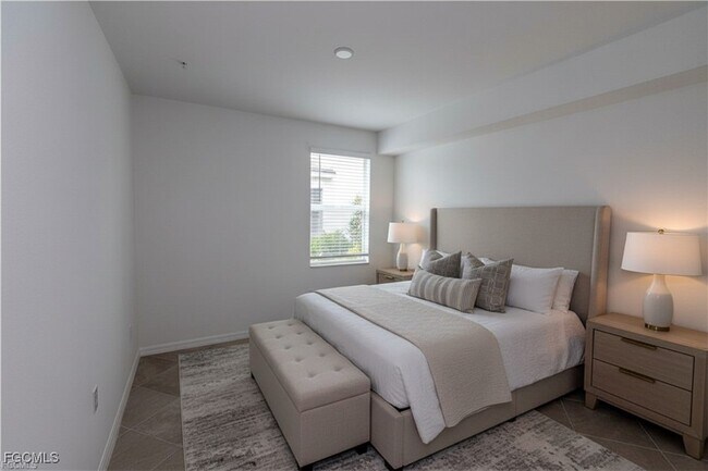 Building Photo - 16572 Kingwood Ln