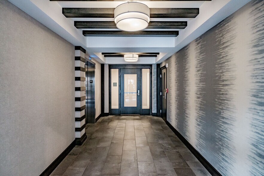 Building Photo - 25 High St