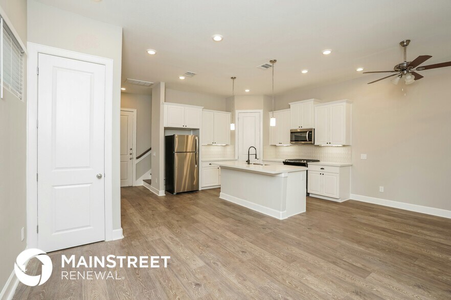 Building Photo - 5117 Royal Heath Dr