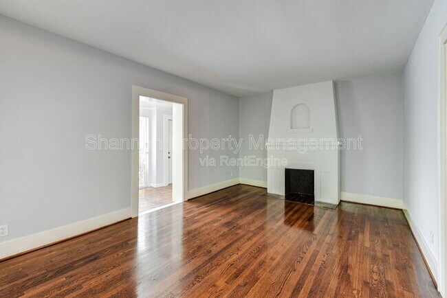 Building Photo - 1748 Hawthorne St