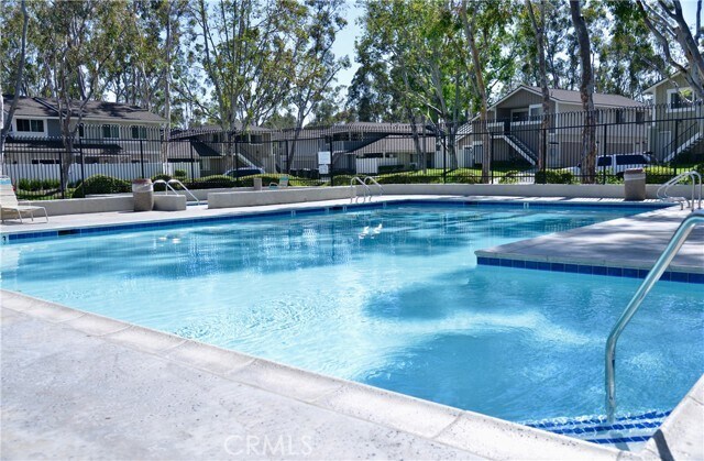 Building Photo - 2470 Coventry Cir
