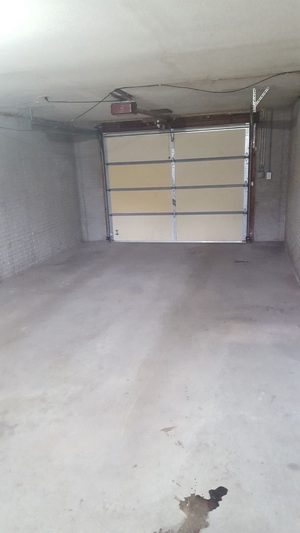 Building Photo - 3718 Convair Ln