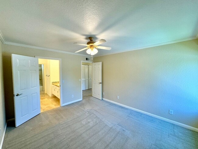 Building Photo - Great 2B/1.5BA Condo in Carlsbad!