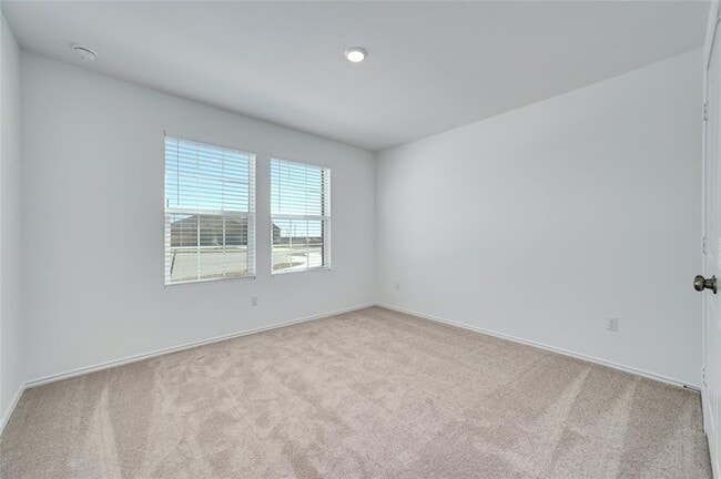 Building Photo - 1015 Ascari Ct