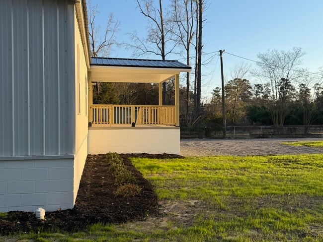 Building Photo - 1406 Flowing Wells Rd