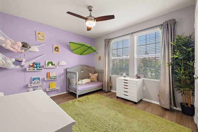 Building Photo - 424 Sebring Cir