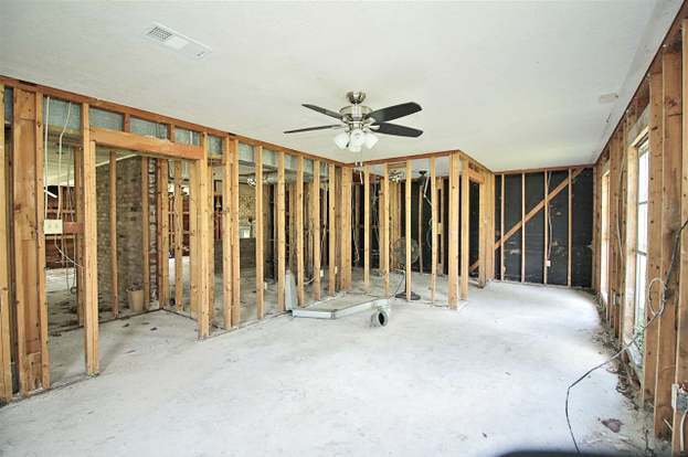 Building Photo - 106 Kirby Cir