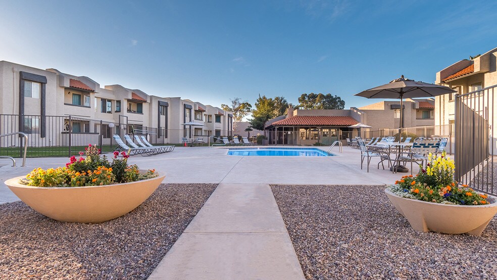 Riverstone 6161 E Grant Rd Tucson AZ 85712 Apartment Finder