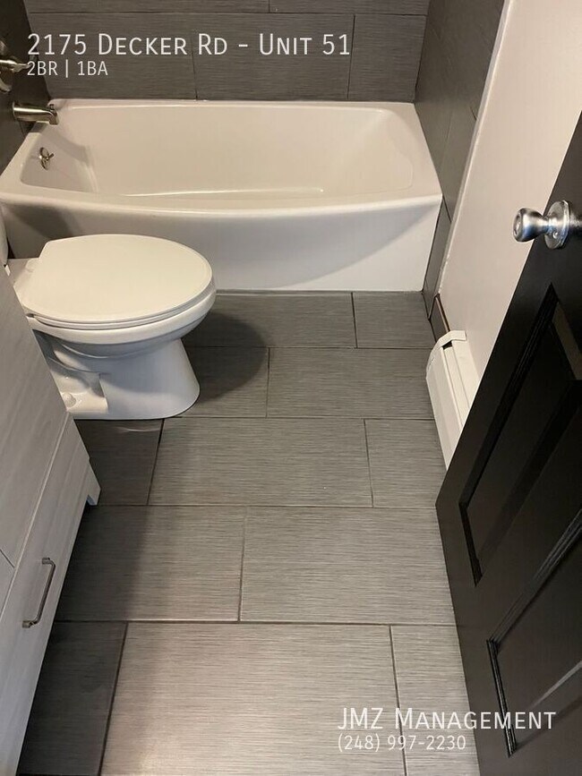 Building Photo - 2175 Decker Rd