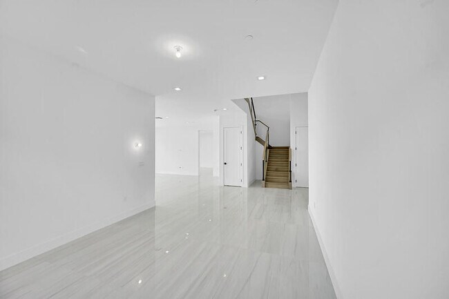 Building Photo - 9979 Migration Pt