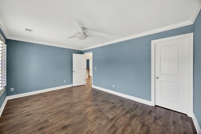 Building Photo - 1939 Chestnut Oak Ln