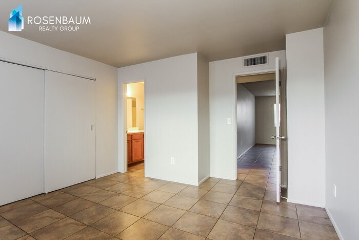 Building Photo - 3313 W Harmont Dr