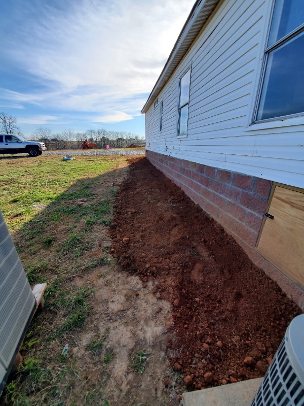 Building Photo - 4823 Drake Rd