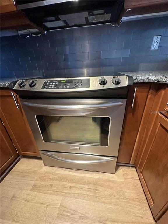 Building Photo - 2400 Feather Sound Dr