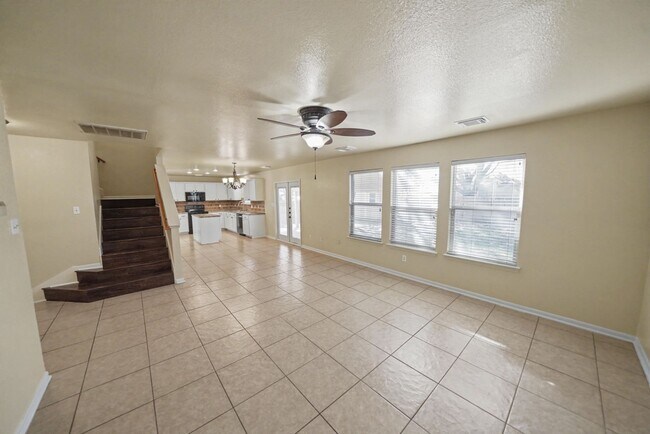 Building Photo - Beautiful 5-Bedroom Home in Schertz - Realtor Commission: $750