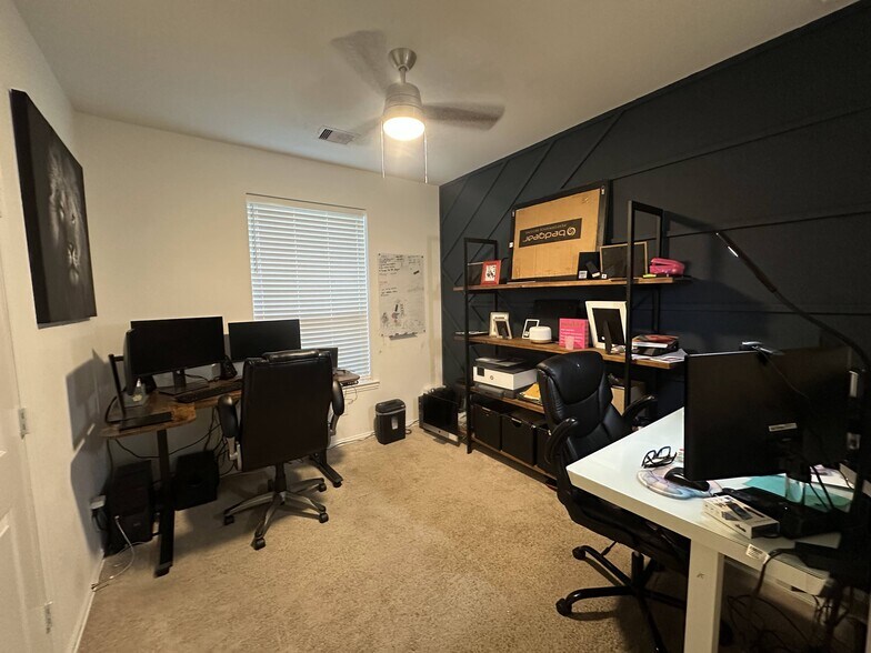 Building Photo - 3702 Allegro Dr