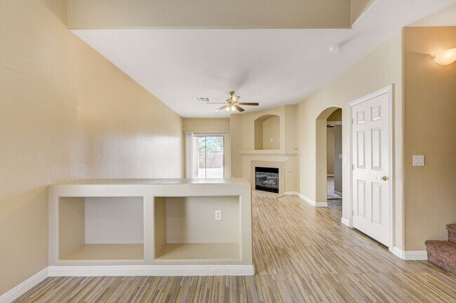 Building Photo - 1107 Aldenwood Ave