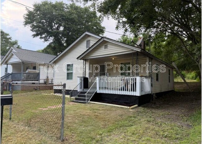 Primary Photo - 1612 N McFarland St