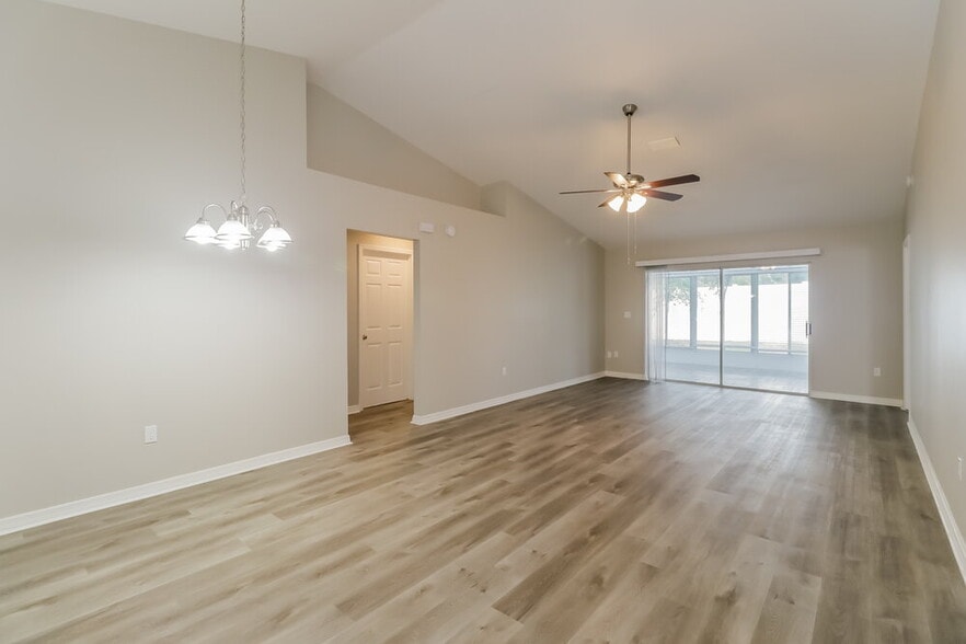 Building Photo - 4726 Limerick Dr