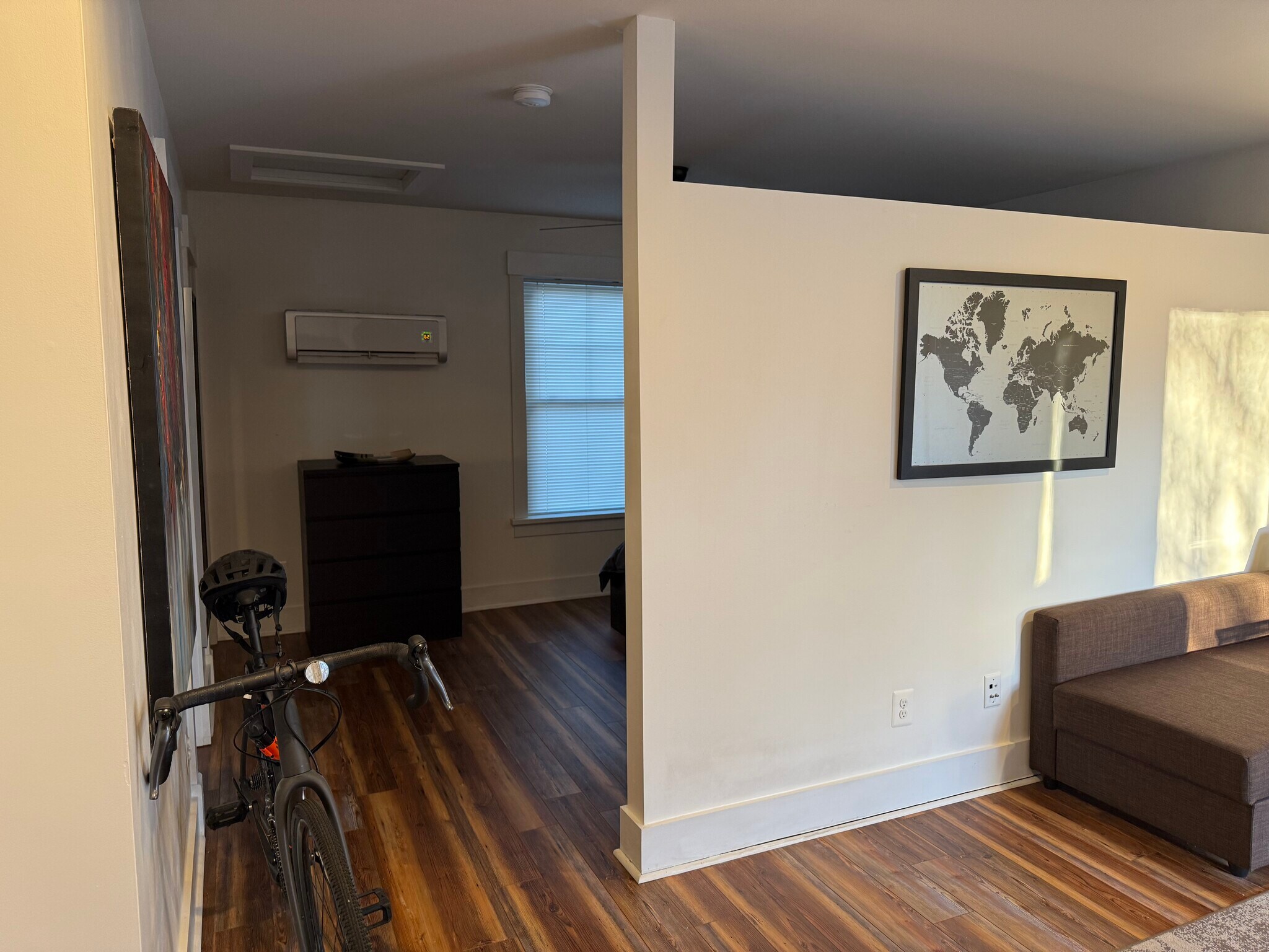 Building Photo - 116 Daisy Ln