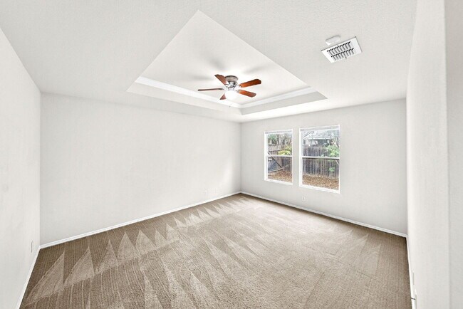 Building Photo - Charming 4-Bedroom Sanctuary - Spacious Living Awaits