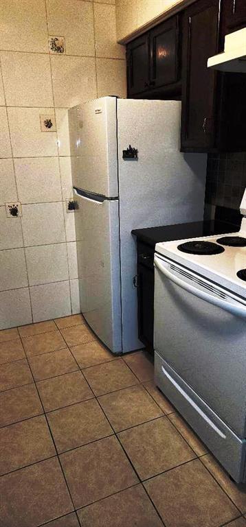 Building Photo - 10555 Turtlewood Ct