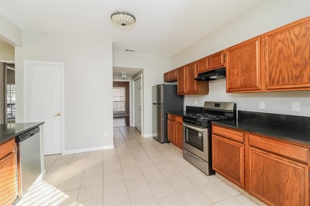 Building Photo - 733 Paisley Dr