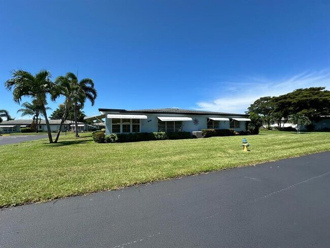 Building Photo - 665 High Point Dr