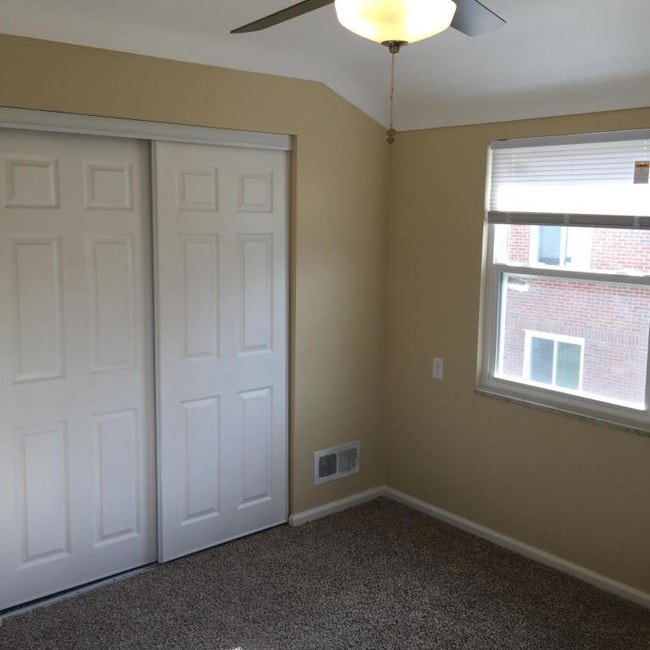 Building Photo - 2659 Whiteway