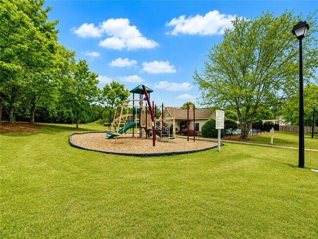 Building Photo - 4491 Plantation Mill Tr NE