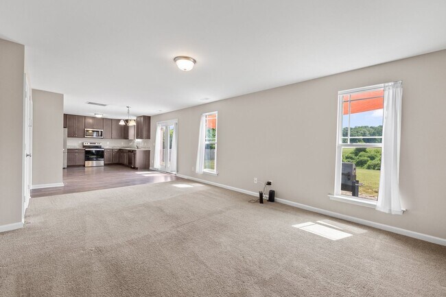 Building Photo - 230 Rosewood Ln